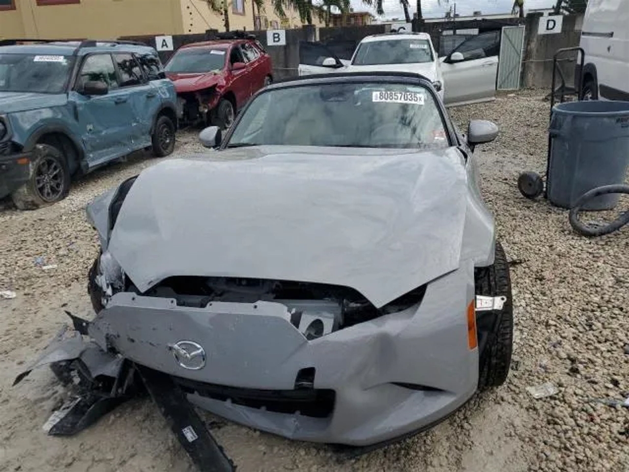 Mazda MX-5 Miata  2024