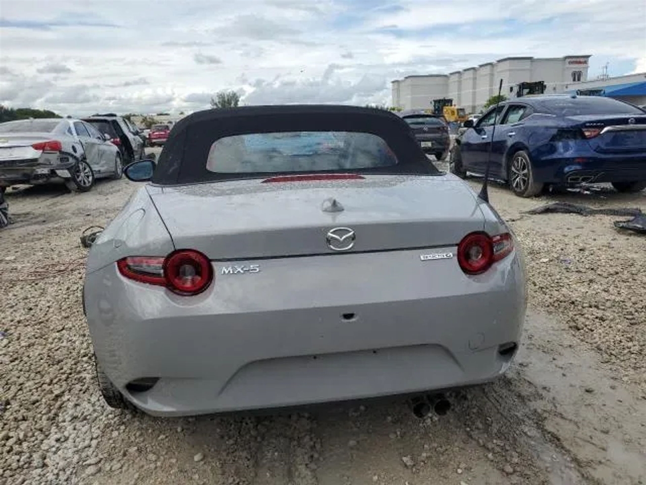 Mazda MX-5 Miata  2024
