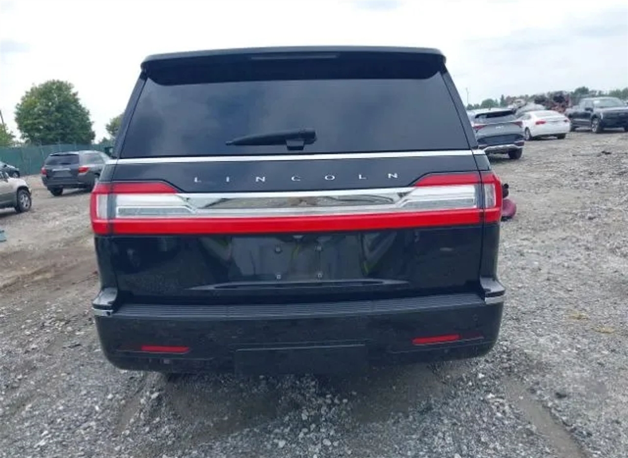 Lincoln Navigator  2021