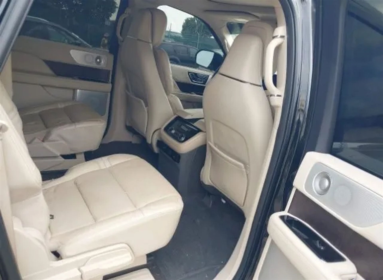 Lincoln Navigator  2021