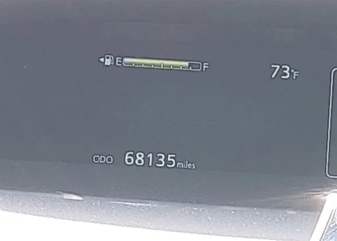 Toyota Prius  2021