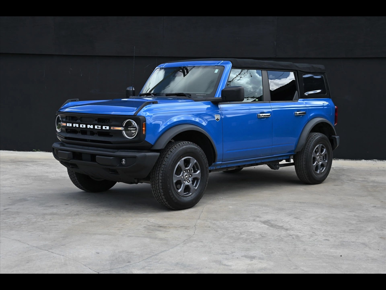 2022 Ford Bronco Big Bend Sport Utility 4D