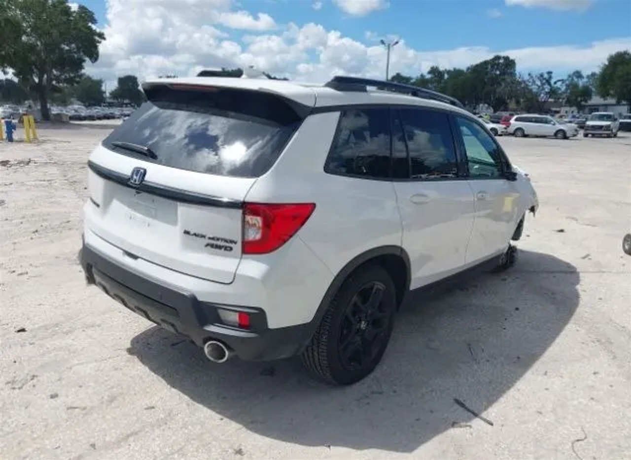Honda Passport  2025