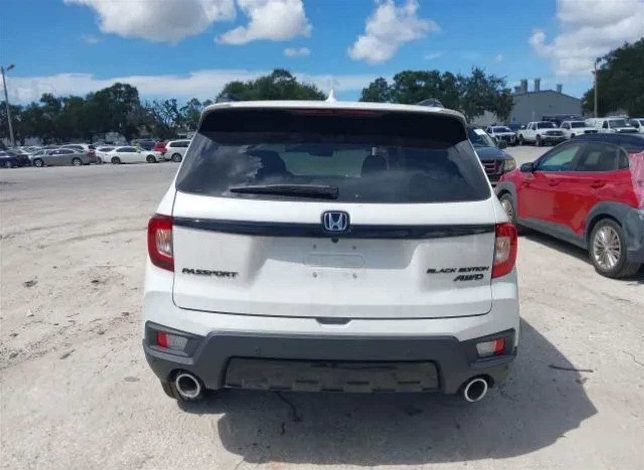 Honda Passport  2025