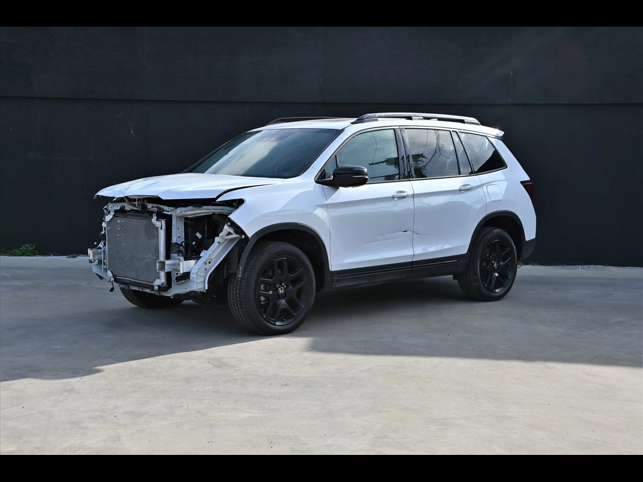2025 Honda Passport Black Edition Sport Utility 4D
