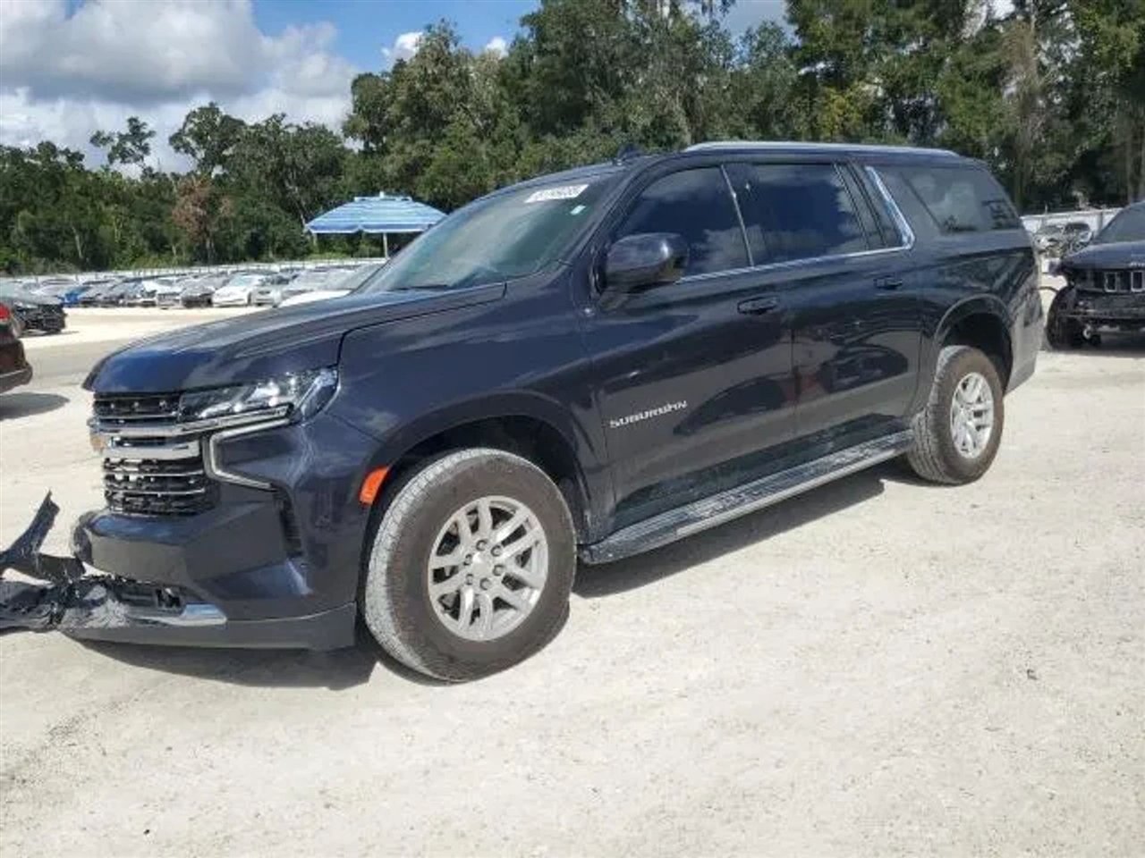 Chevrolet Suburban  2023