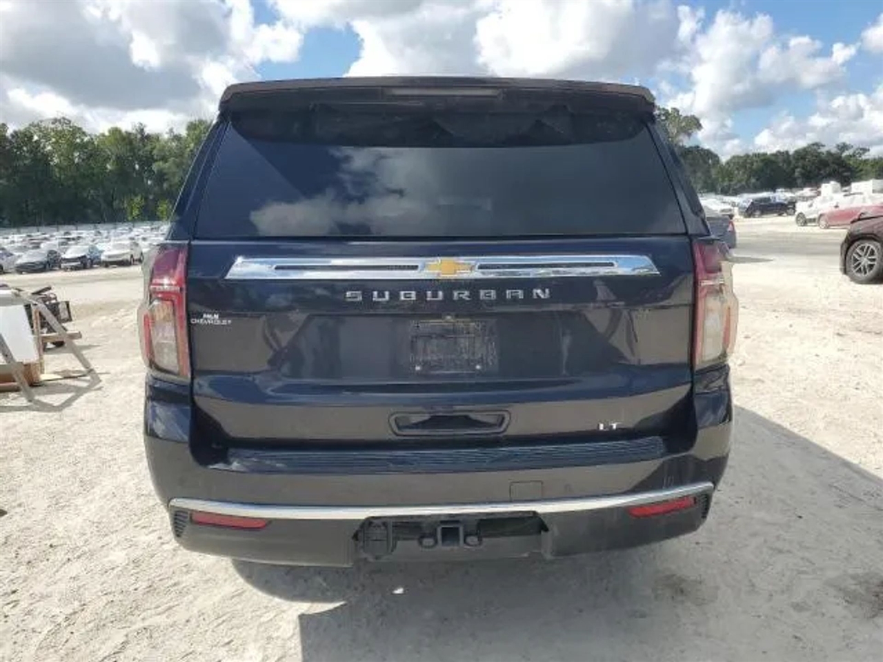 Chevrolet Suburban  2023