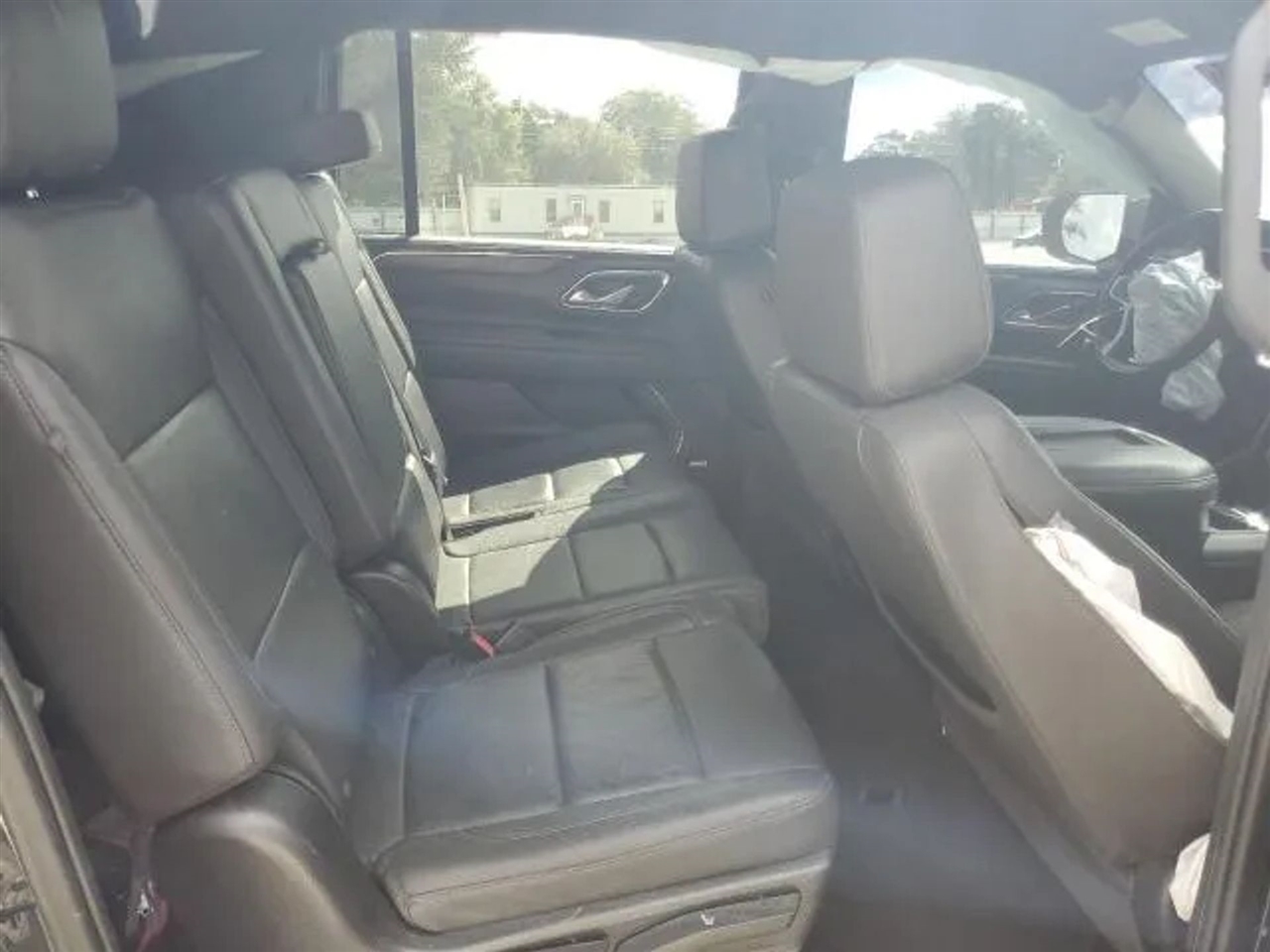 Chevrolet Suburban  2023