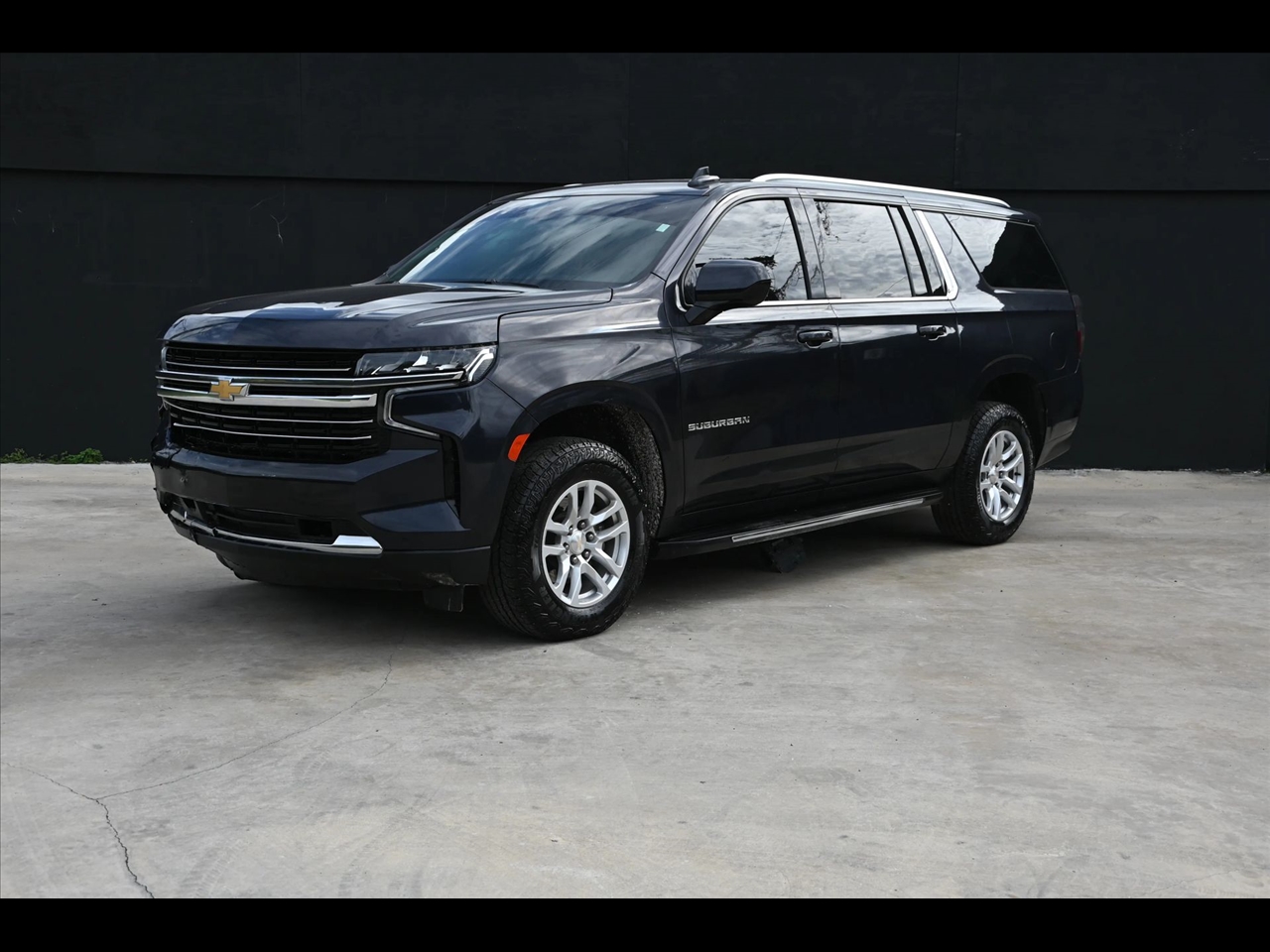 2023 Chevrolet Suburban LT Sport Utility 4D