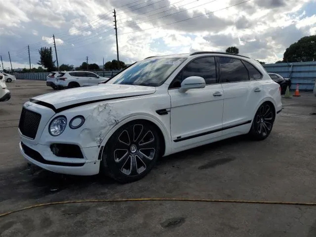 2020 Bentley Bentayga V8 Sport Utility 4D