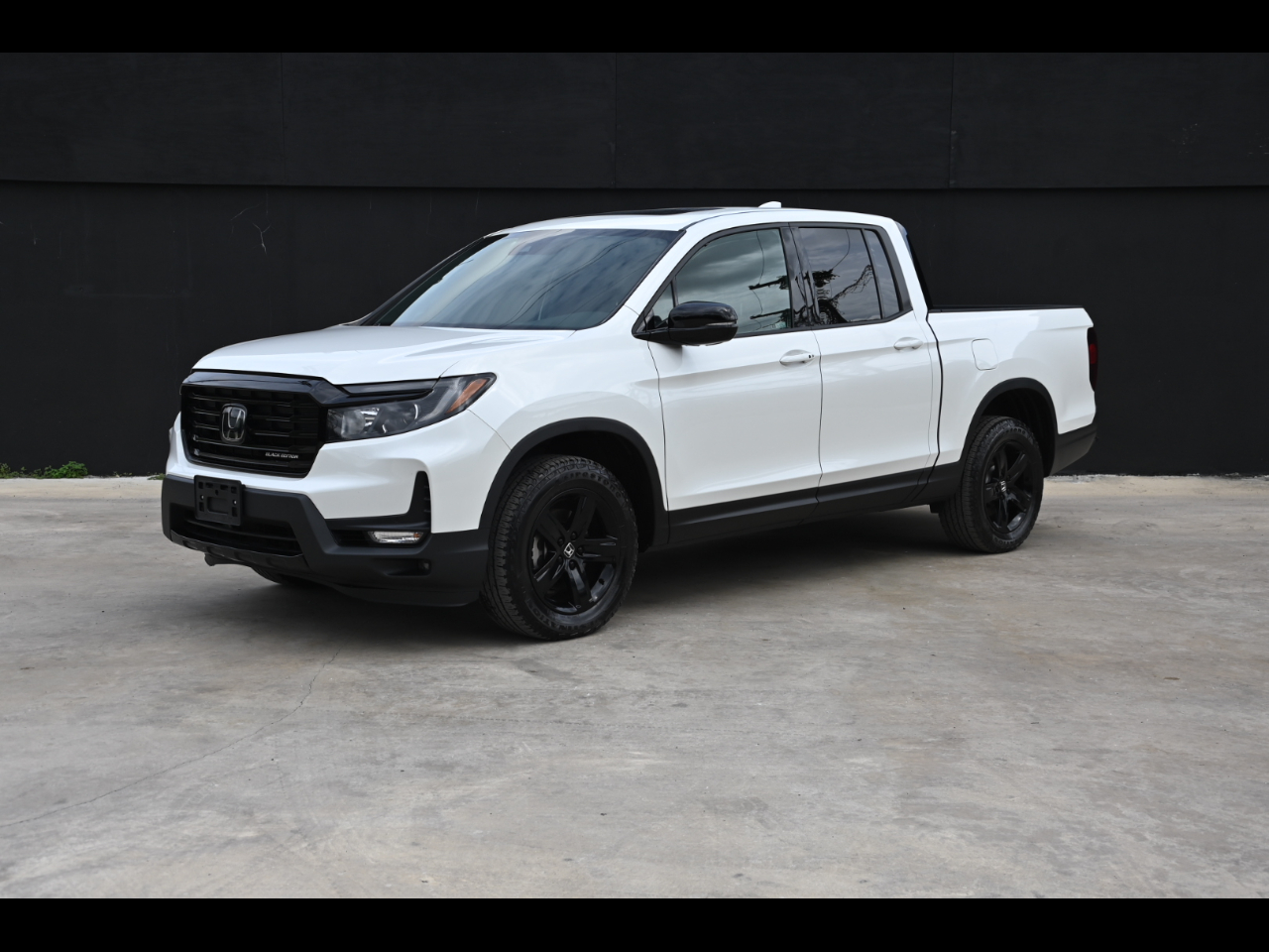 2021 Honda Ridgeline BLACK EDITION Pickup 4D 5 ft