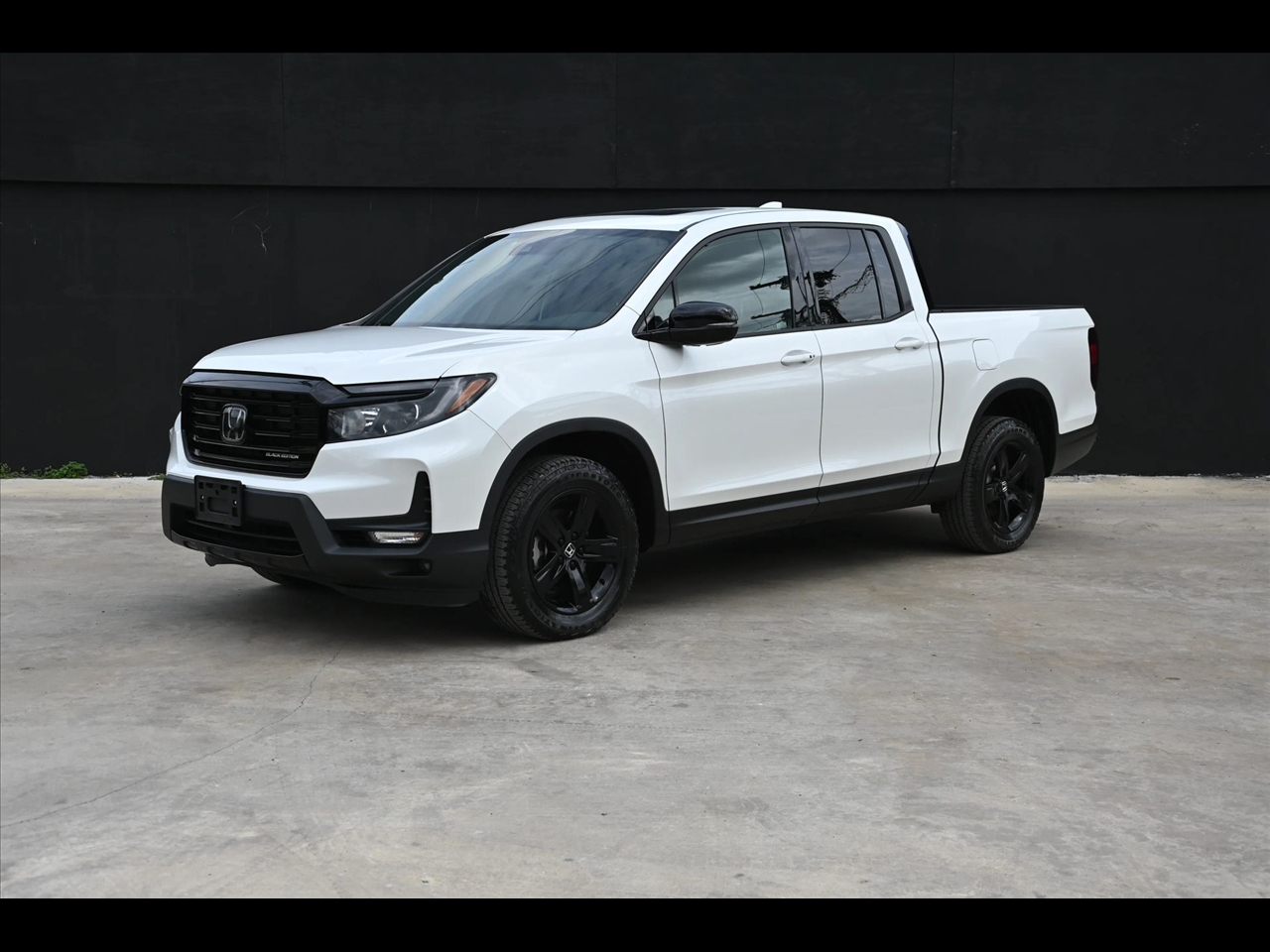 2021 Honda Ridgeline BLACK EDITION Pickup 4D 5 ft