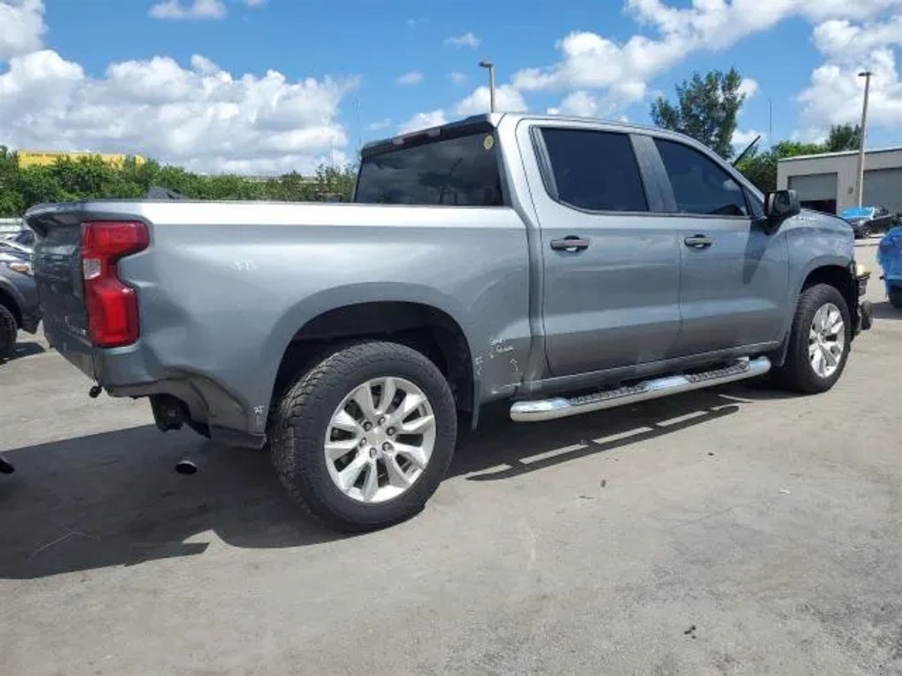 2021 Chevrolet Silverado 1500 Custom Pickup 4D 5 3/4 ft