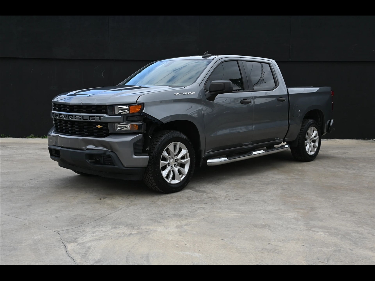 2021 Chevrolet Silverado 1500 Custom Pickup 4D 5 3/4 ft