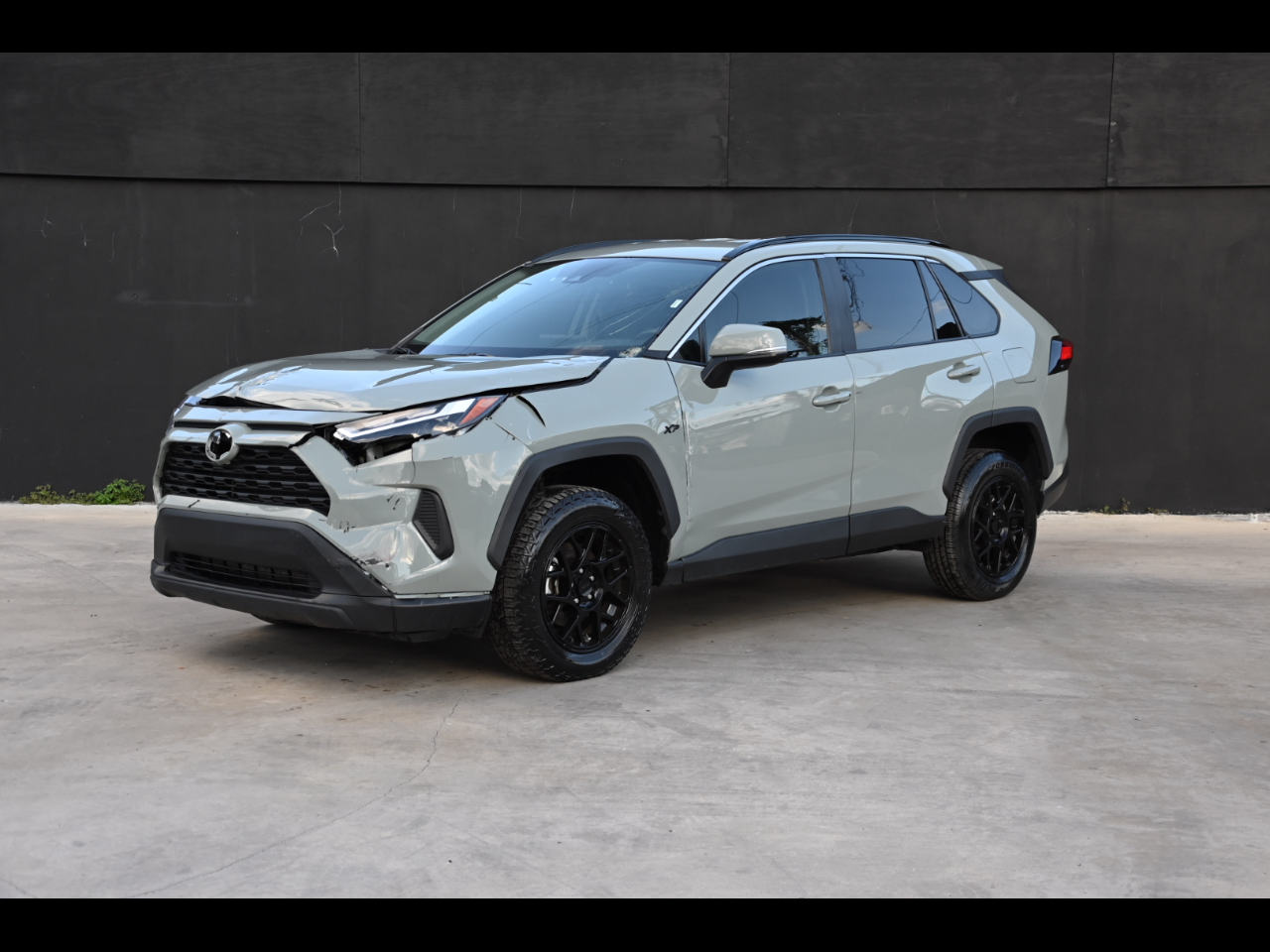 2023 Toyota RAV4 XLE Sport Utility 4D