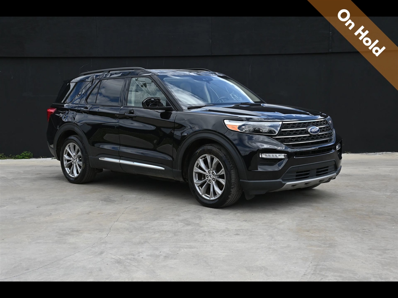 2022 Ford Explorer XLT's photo