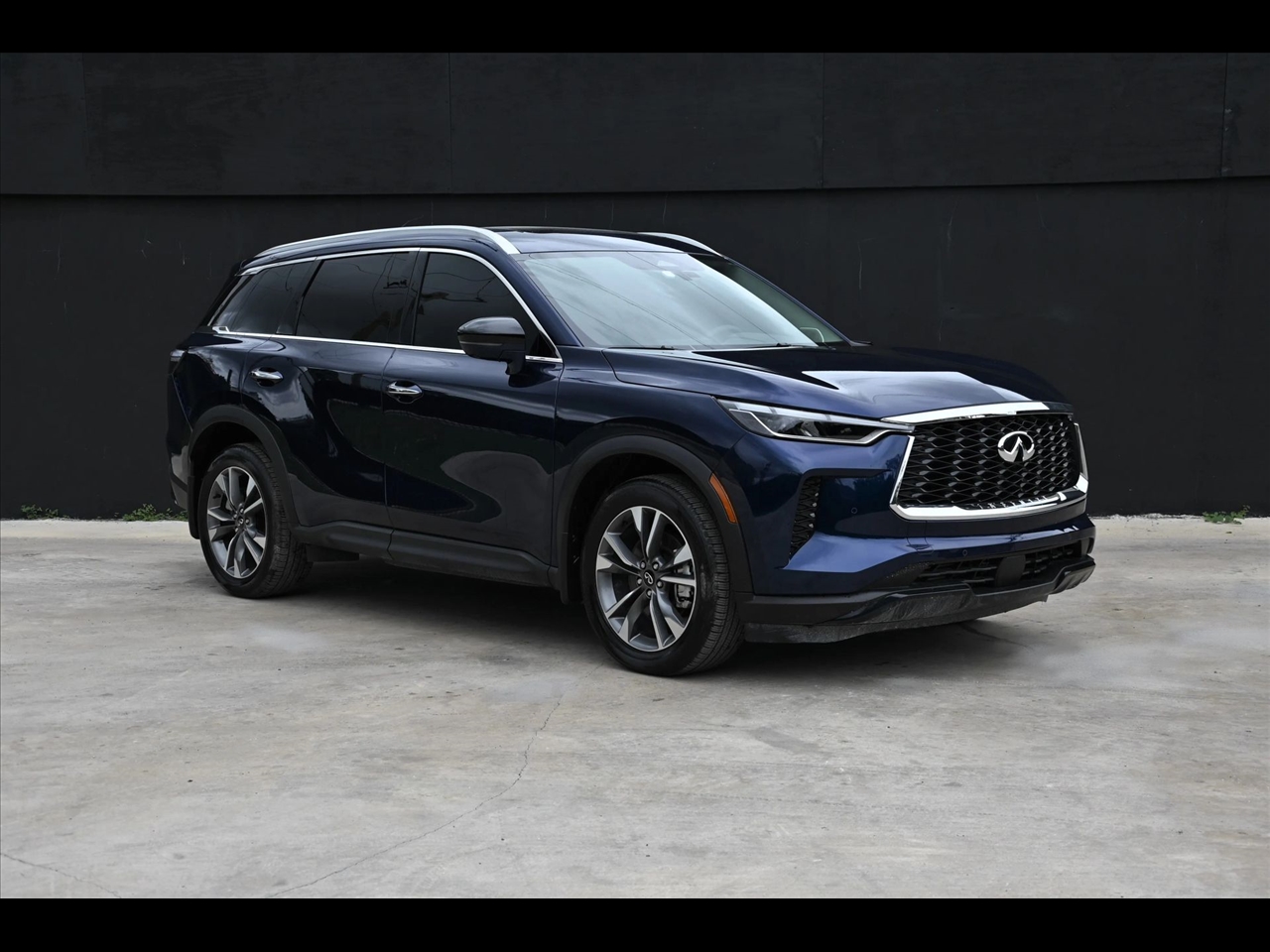 2025 Infiniti QX60 LUXE Sport Utility 4D