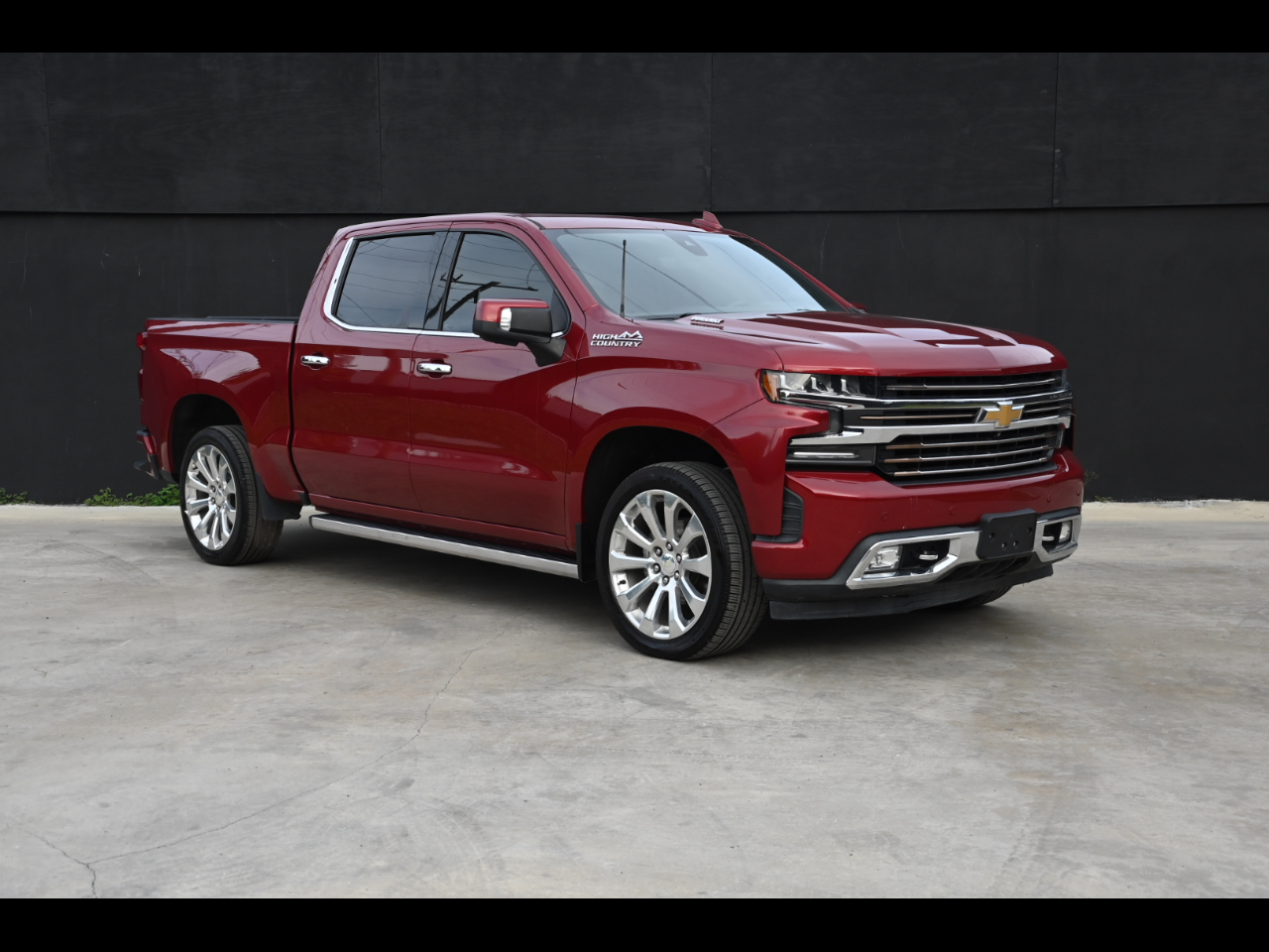 2020 Chevrolet Silverado 1500 High Country Pickup 4D 5 3/4 ft