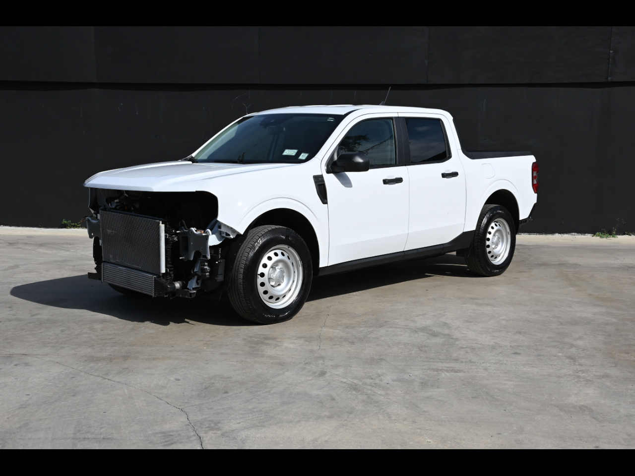 2023 Ford Maverick XL Pickup 4D 4 1/2 ft