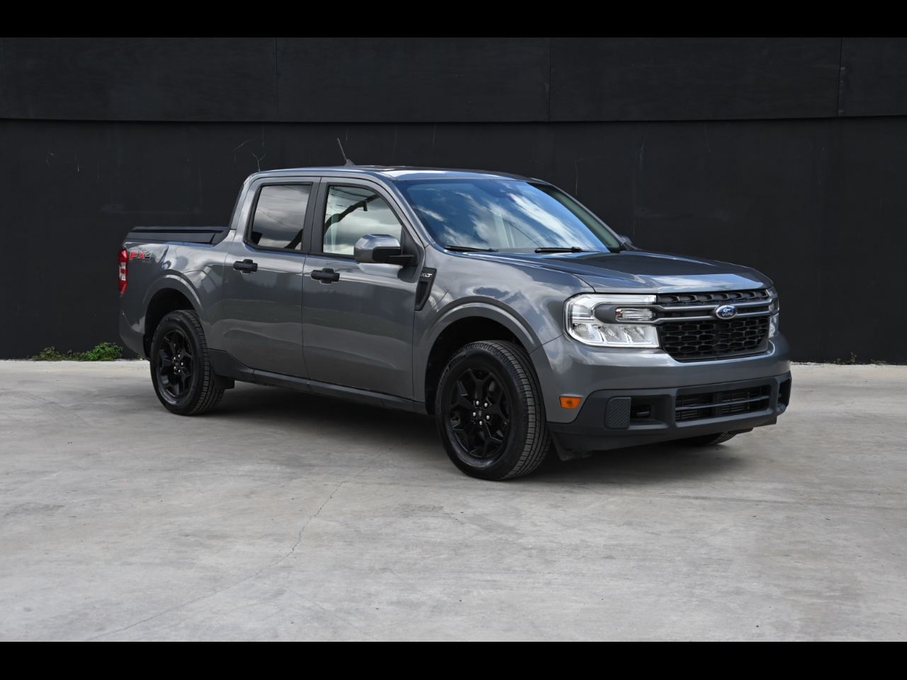 2022 Ford Maverick XLT SuperCrew Pickup 4D 4 1/2 ft
