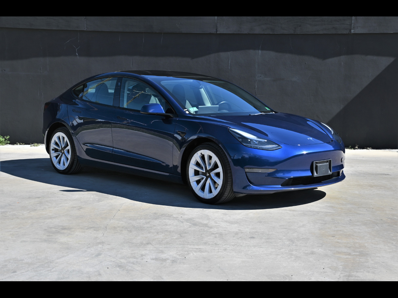 2022 Tesla Model 3 Standard Sedan 4D