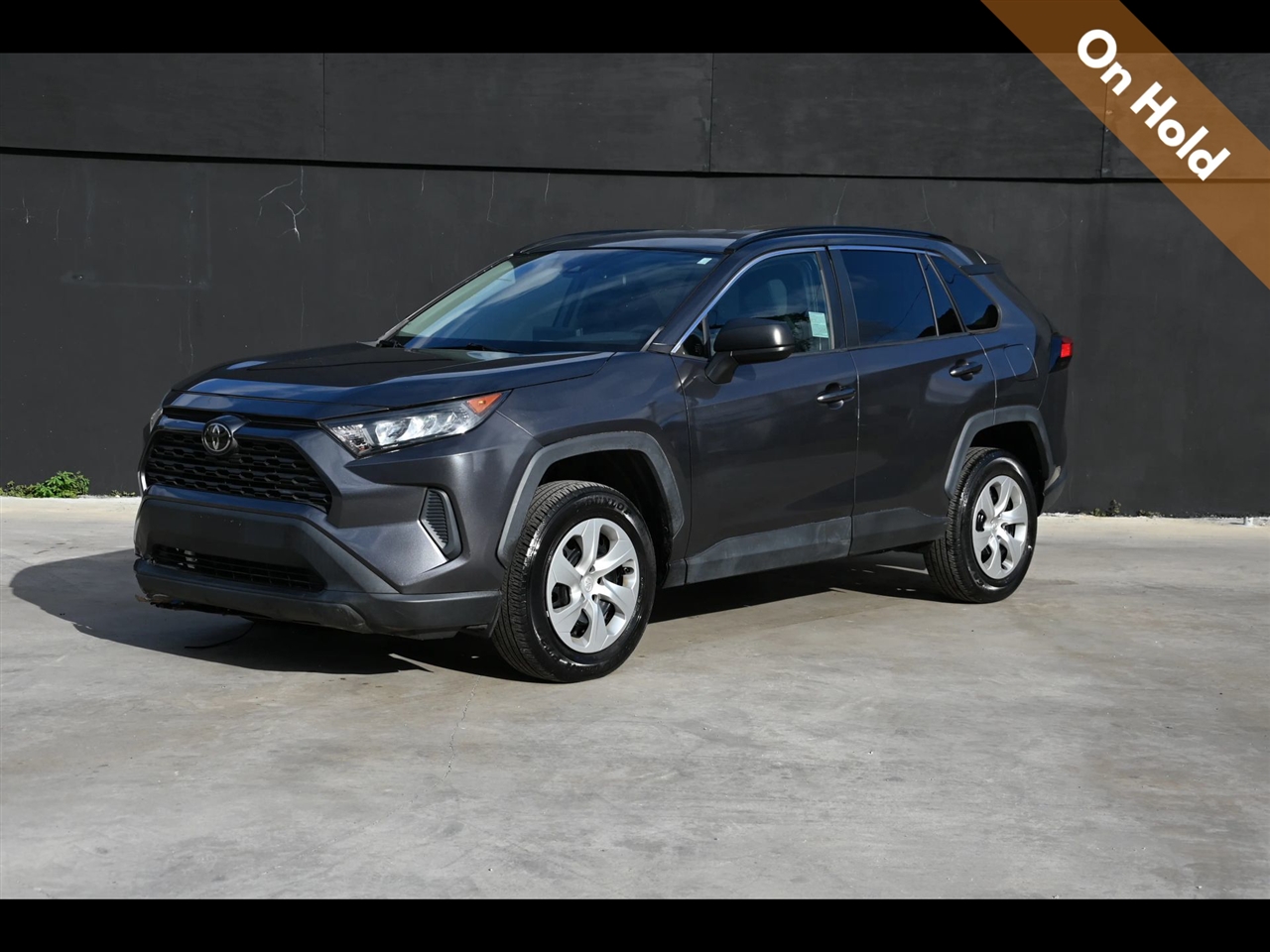 2019 Toyota RAV4 LE Sport Utility 4D