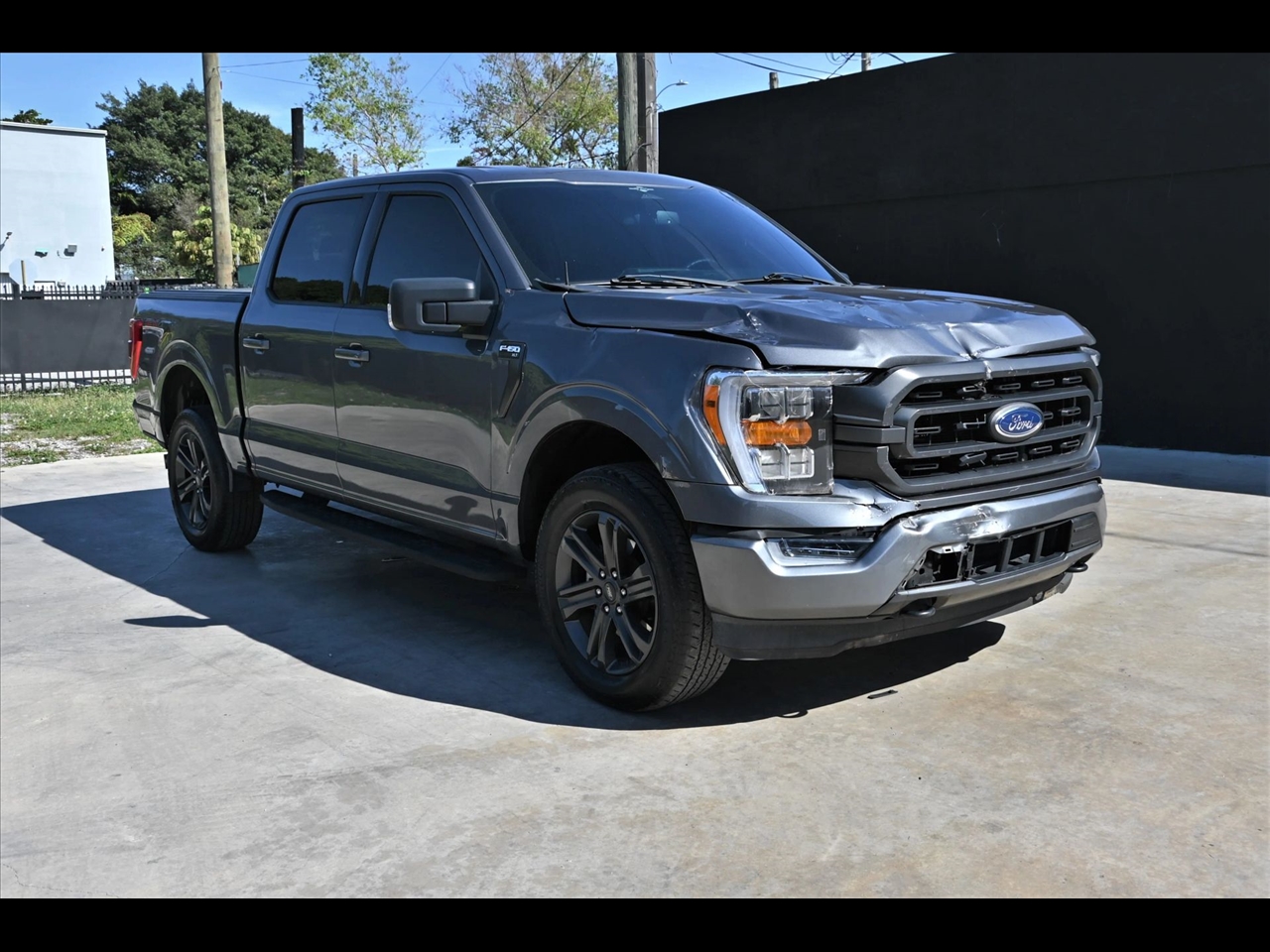 2023 Ford F-150 XLT Pickup 4D 5 1/2 ft