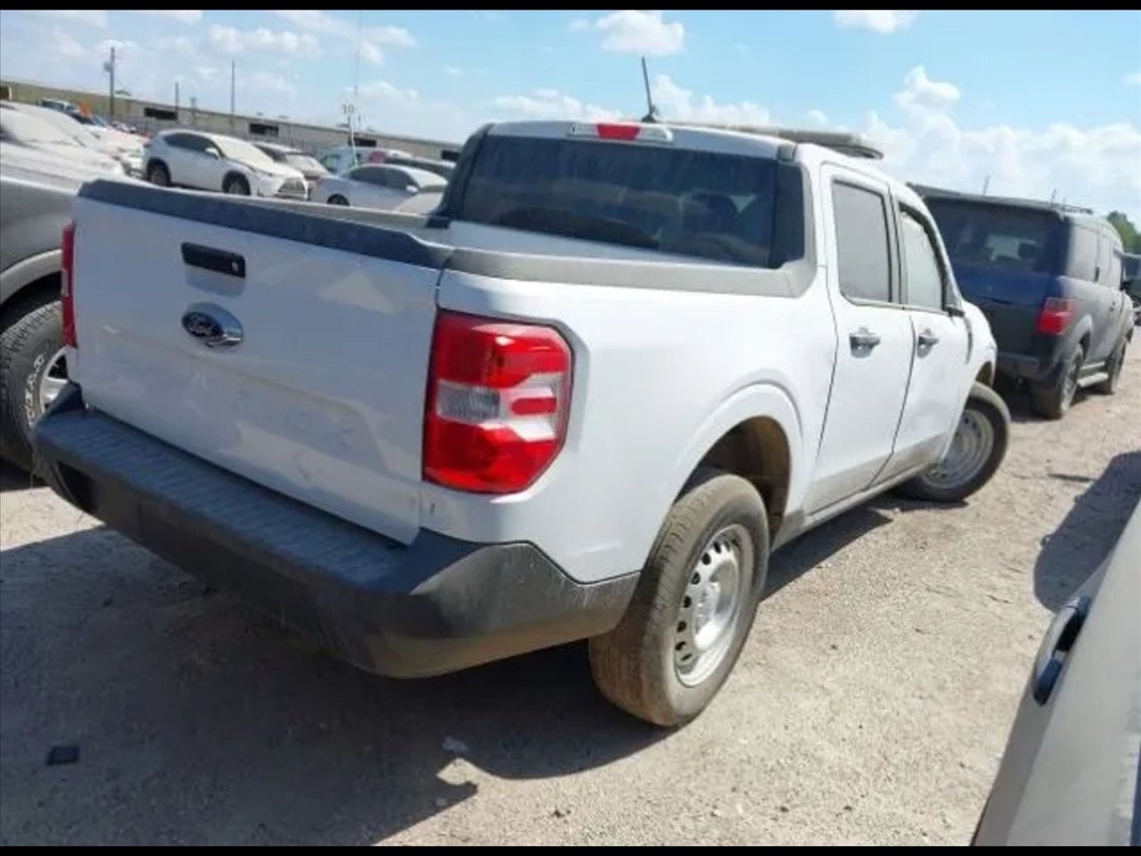 2024 Ford Maverick XL Pickup 4D 4 1/2 ft