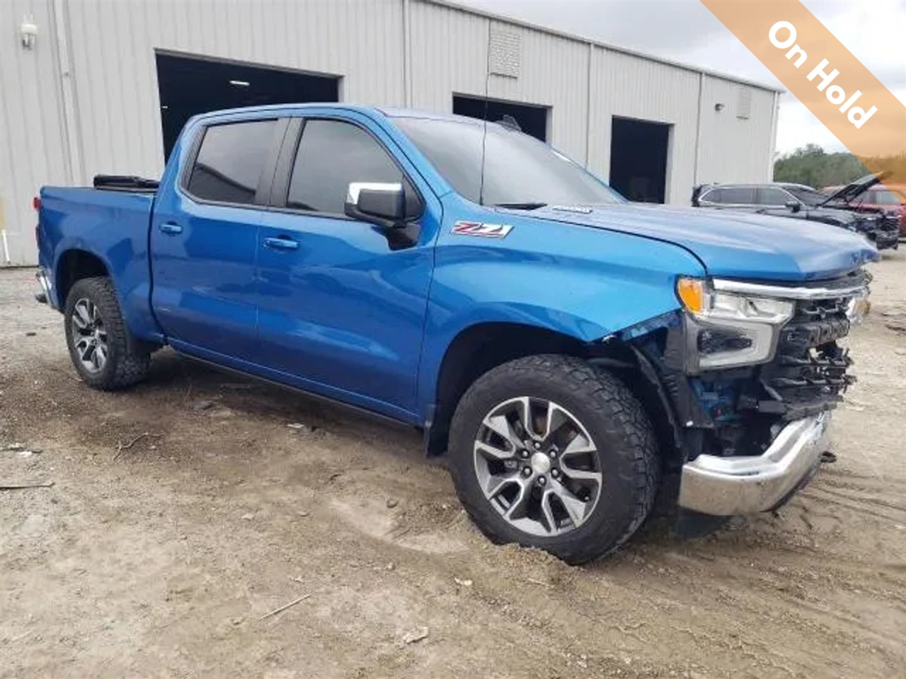 2022 Chevrolet Silverado 1500 LT Pickup 4D 5 3/4 ft