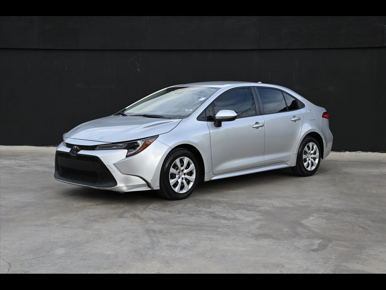 2020 Toyota Corolla LE Sedan 4D