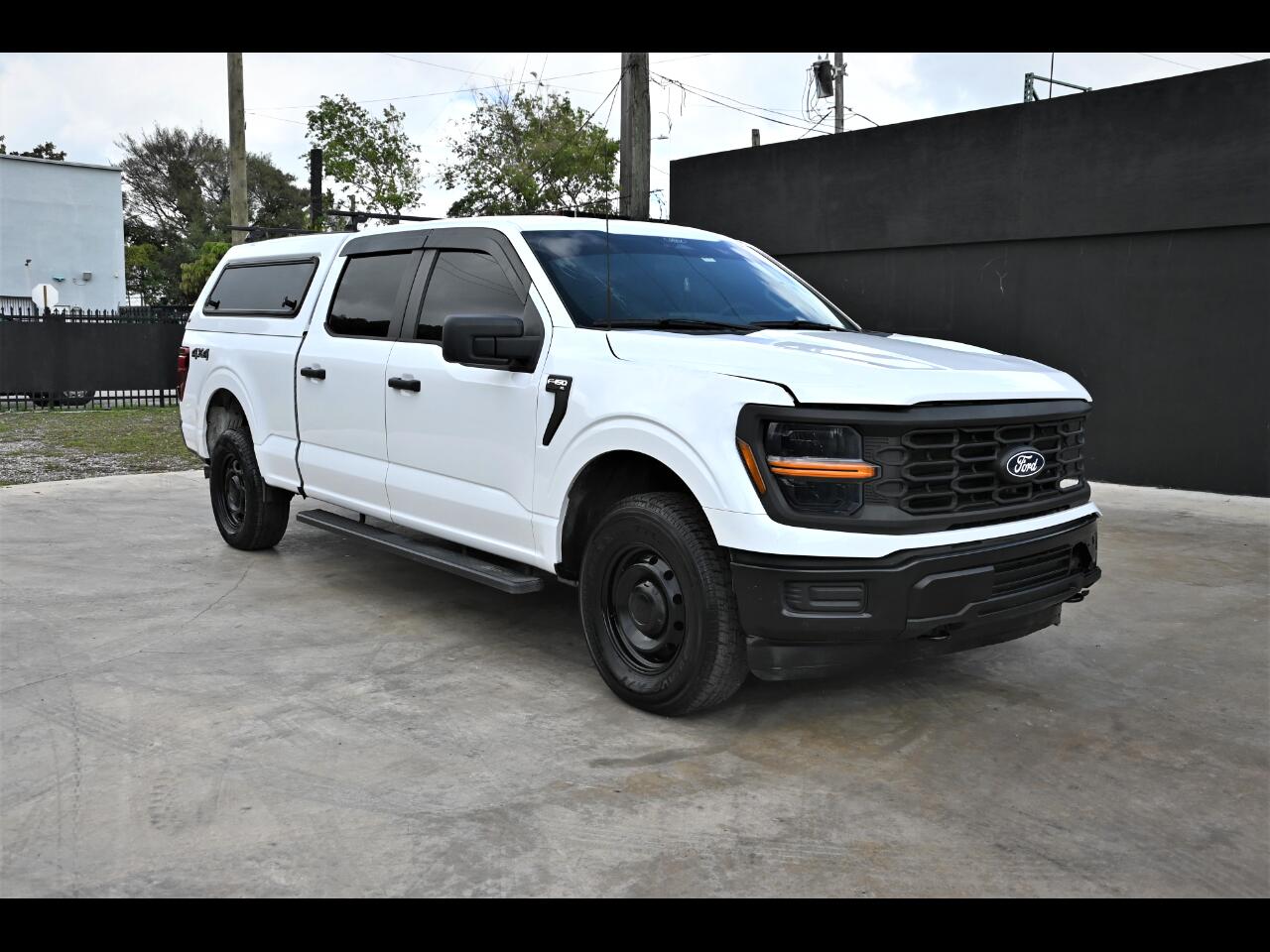 2024 Ford F-150 XL Pickup 4D 6 1/2 ft