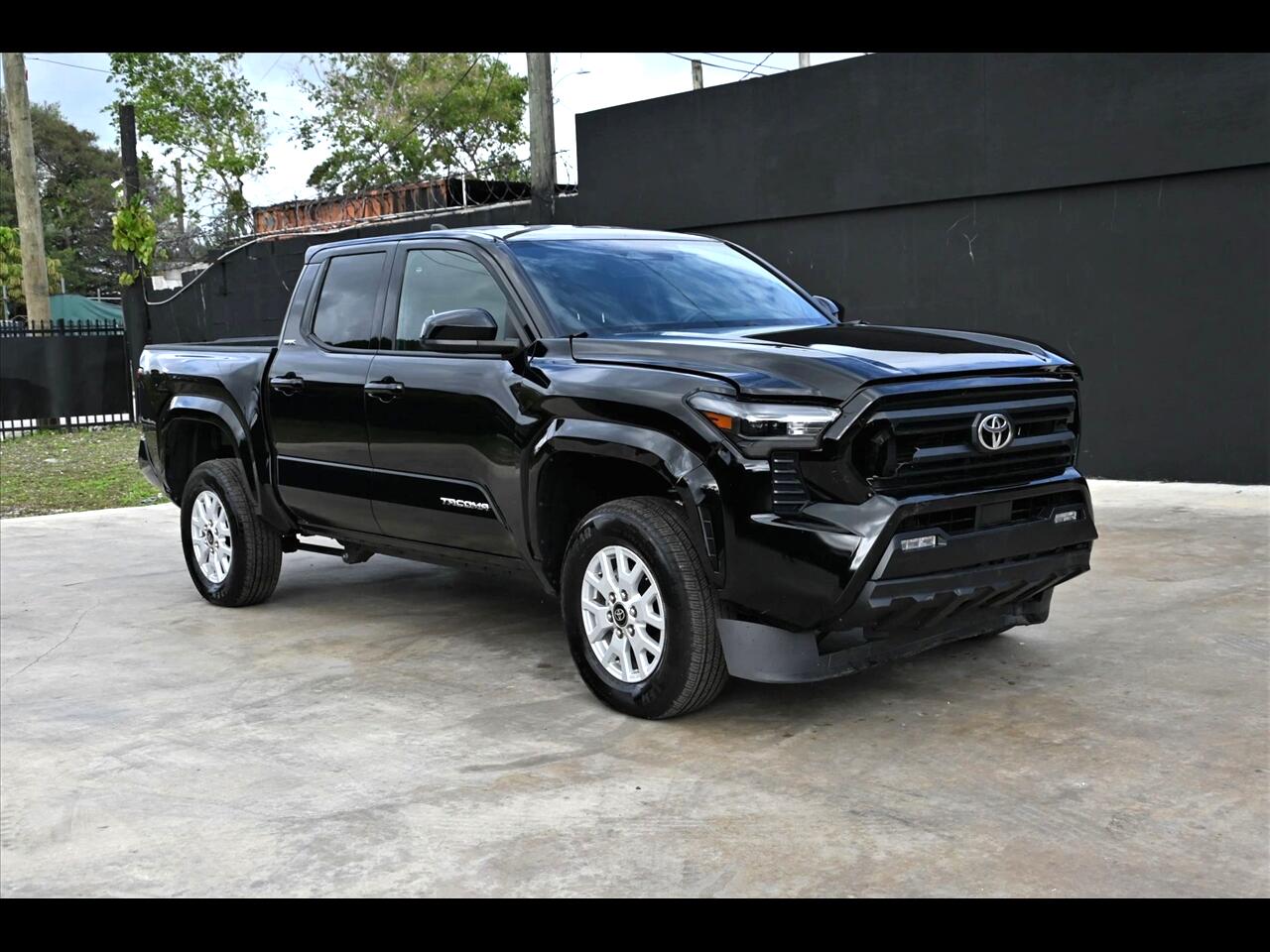 2025 Toyota Tacoma SR5 Pickup 4D 6 ft