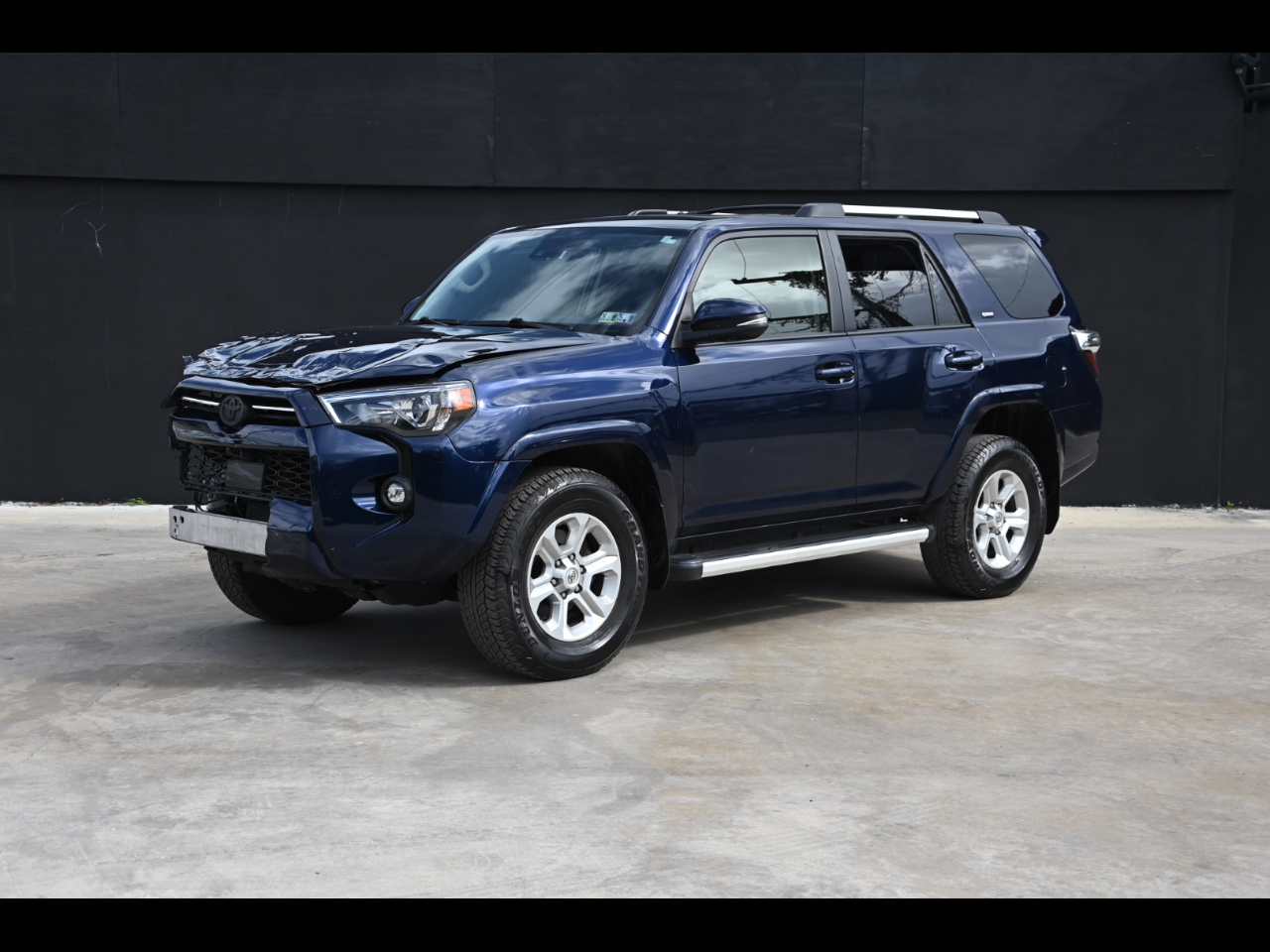 2023 Toyota 4Runner SR5 Premium Sport Utility 4D