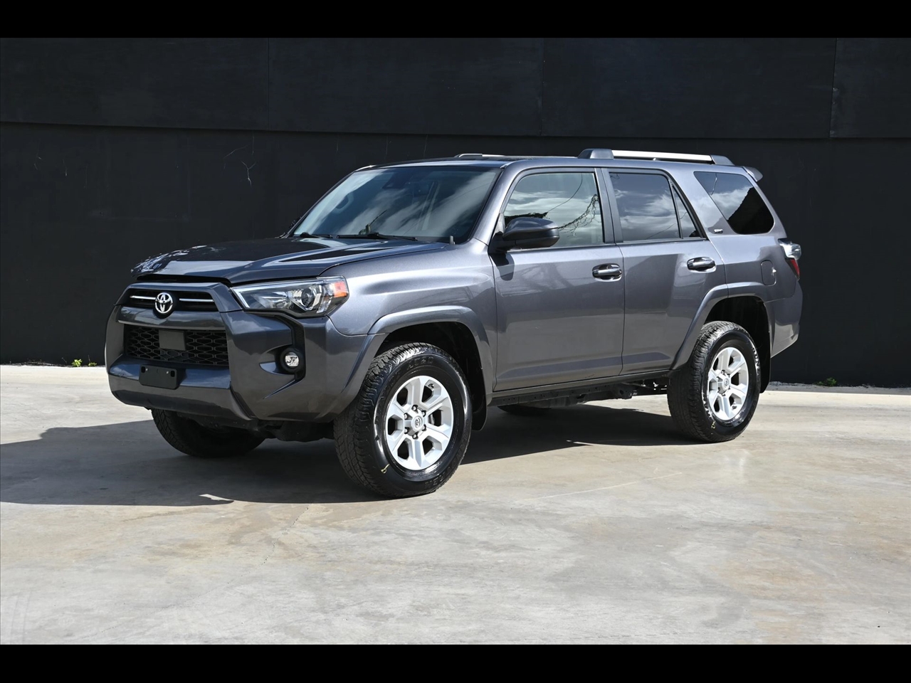 2021 Toyota 4Runner SR5 Sport Utility 4D