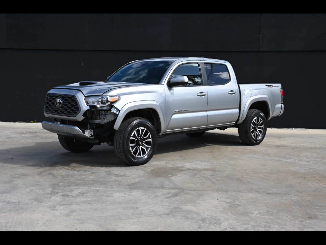 2020 Toyota Tacoma TRD Sport Pickup 4D 5 ft