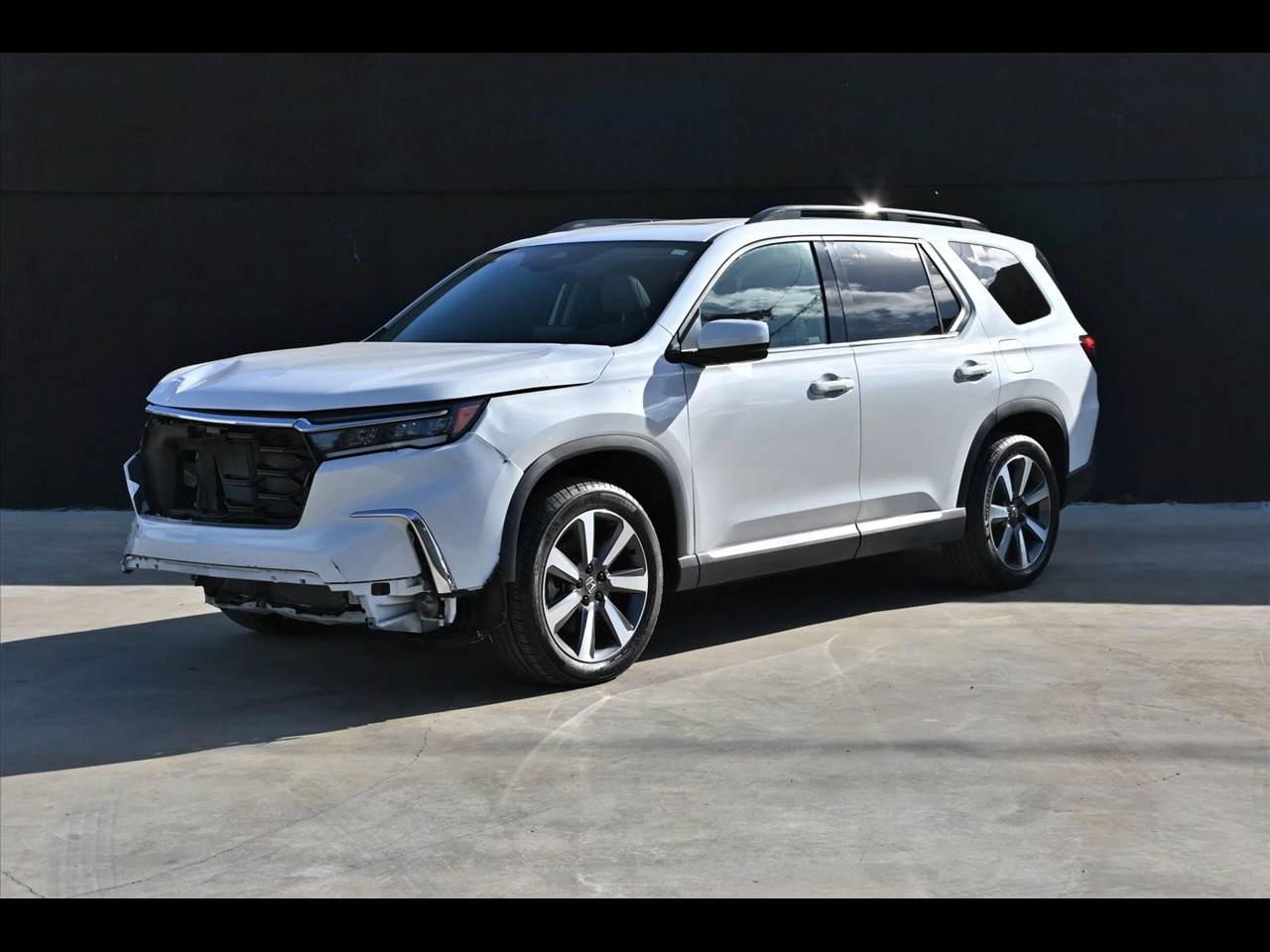 2025 Honda Pilot Touring Sport Utility 4D