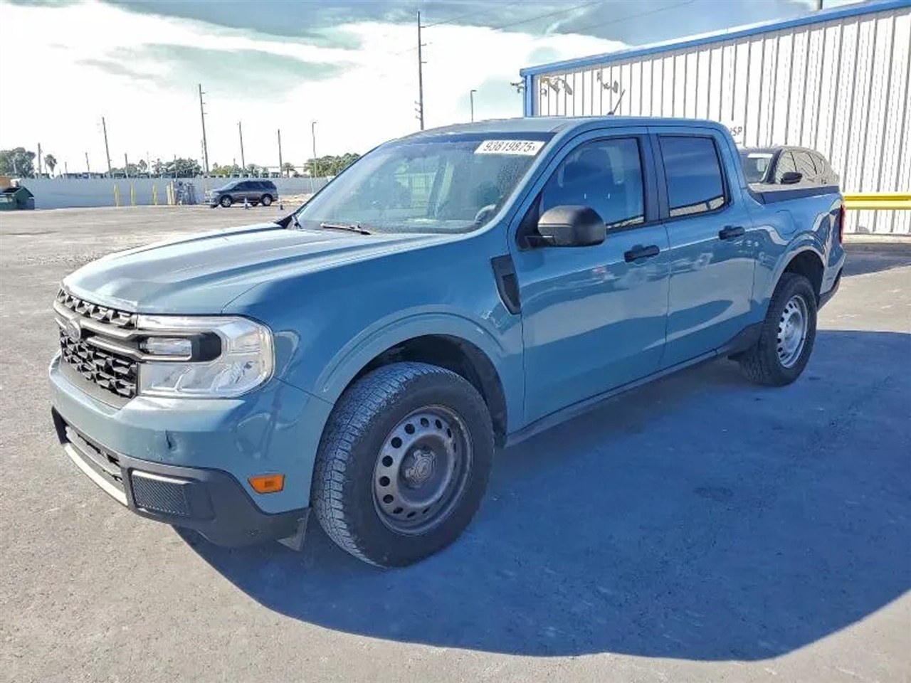 2022 Ford Maverick XL SuperCrew Pickup 4D 4 1/2 ft