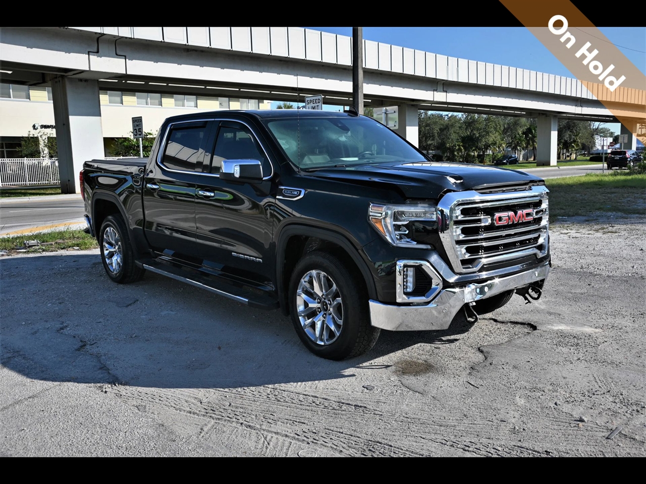 2021 GMC Sierra 1500 SLT Pickup 4D 5 3/4 ft