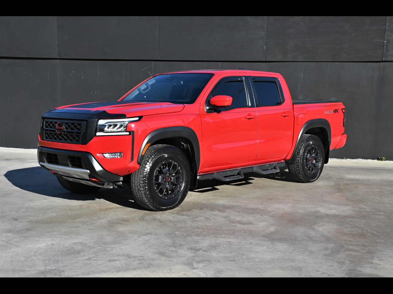 2022 Nissan Frontier PRO-4X Pickup 4D 5 ft