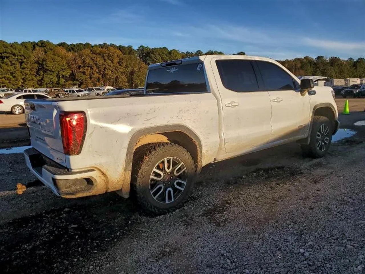 2021 GMC Sierra 1500 AT4 Pickup 4D 5 3/4 ft