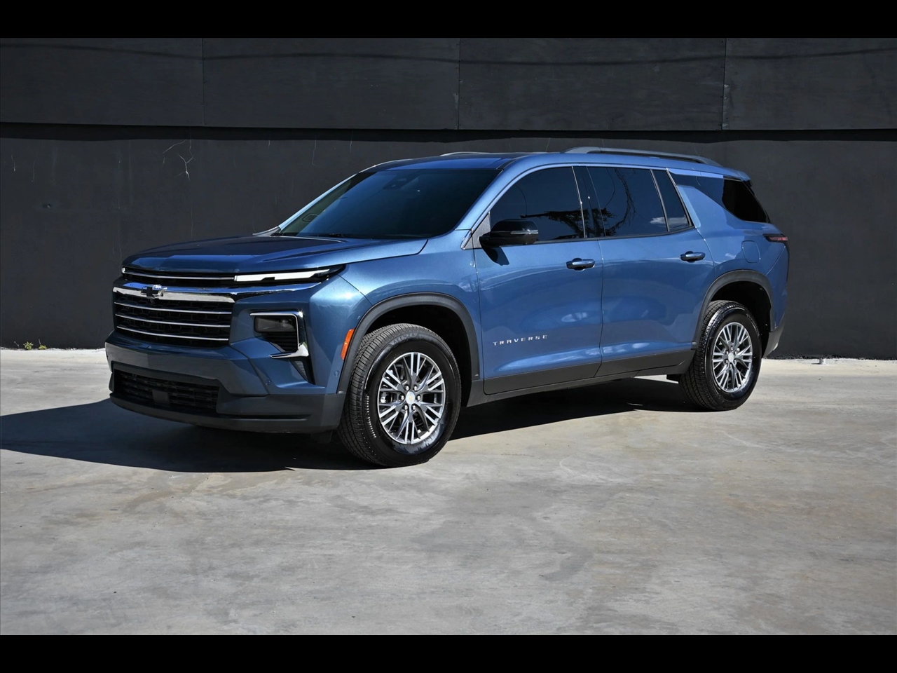 2026 Chevrolet Traverse LT Sport Utility 4D