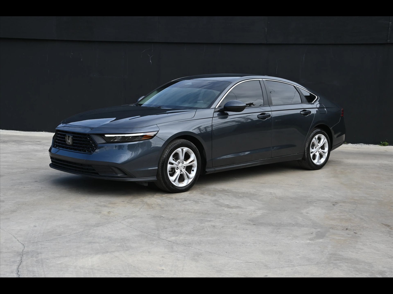 2025 Honda Accord LX Sedan 4D