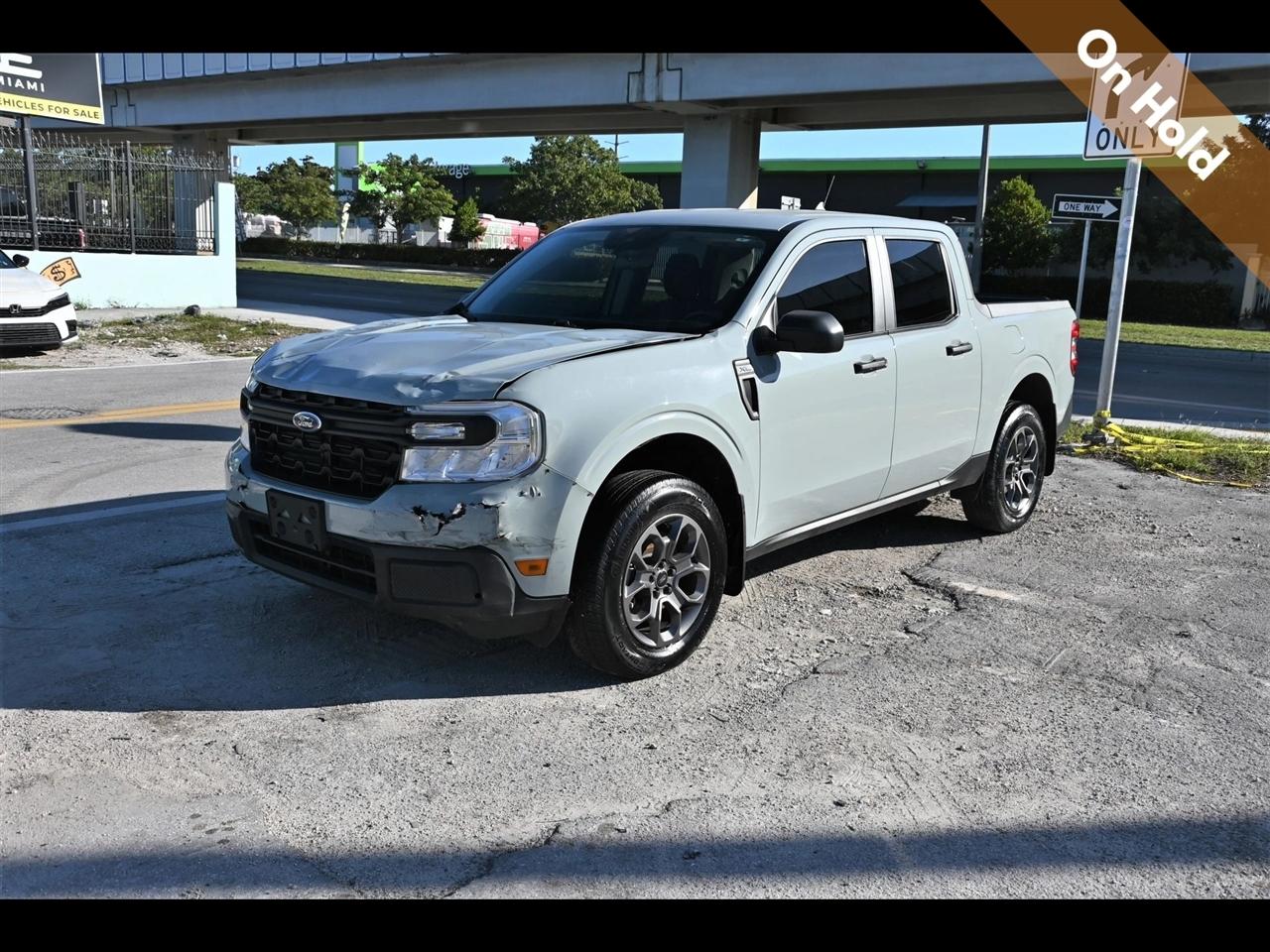 2022 Ford Maverick XL SuperCrew Pickup 4D 4 1/2 ft