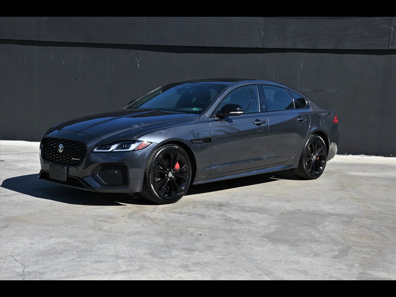 2024 Jaguar XF-Series P250 R-Dynamic SE Sedan 4D