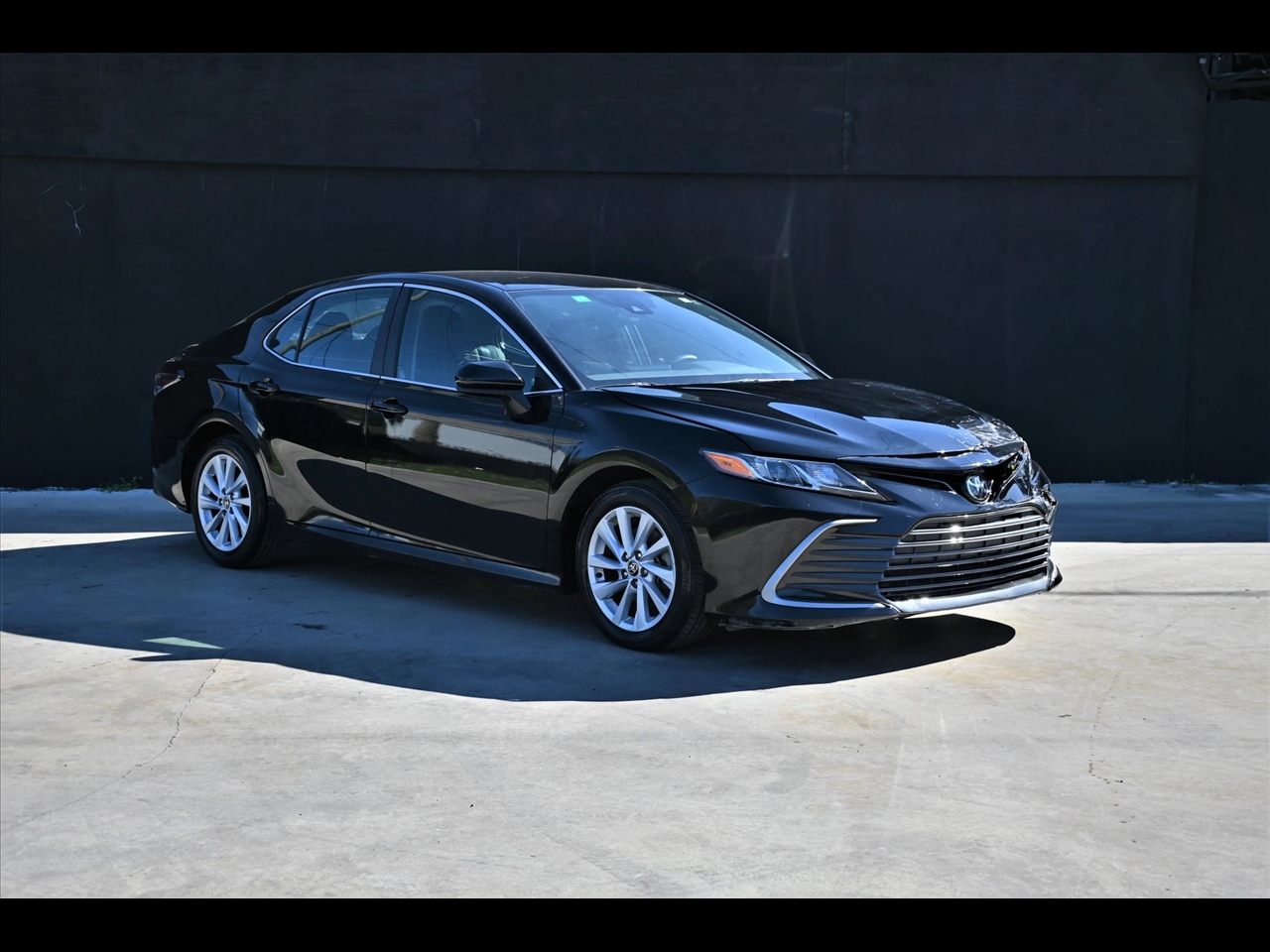 2023 Toyota Camry LE Sedan 4D