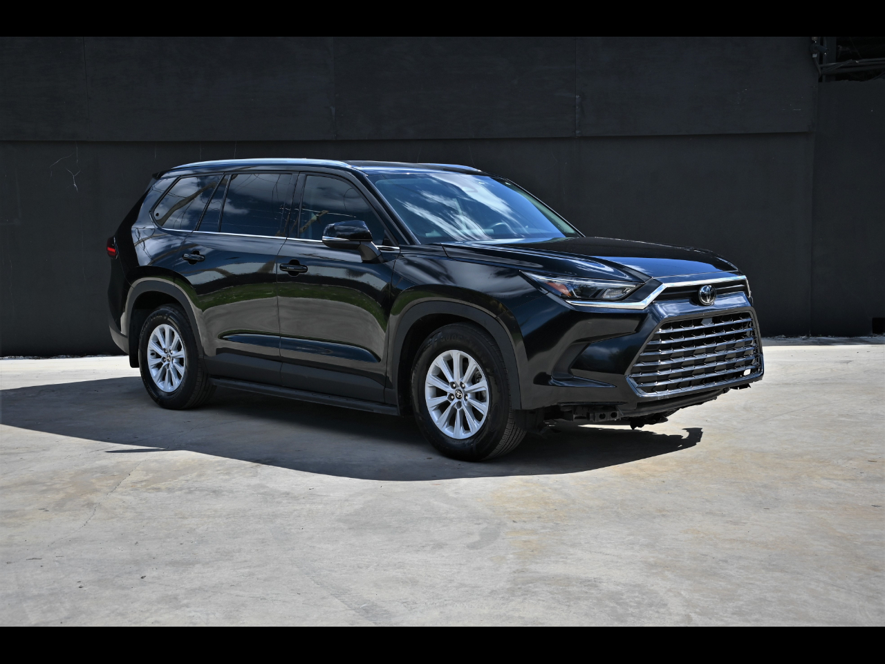 2024 Toyota Grand Highlander XLE Sport Utility 4D