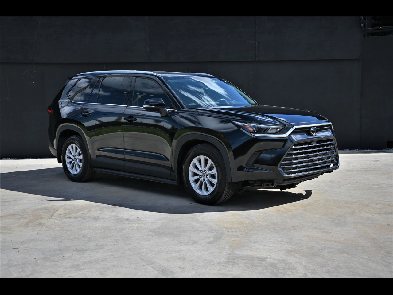 2024 Toyota Grand Highlander XLE Sport Utility 4D