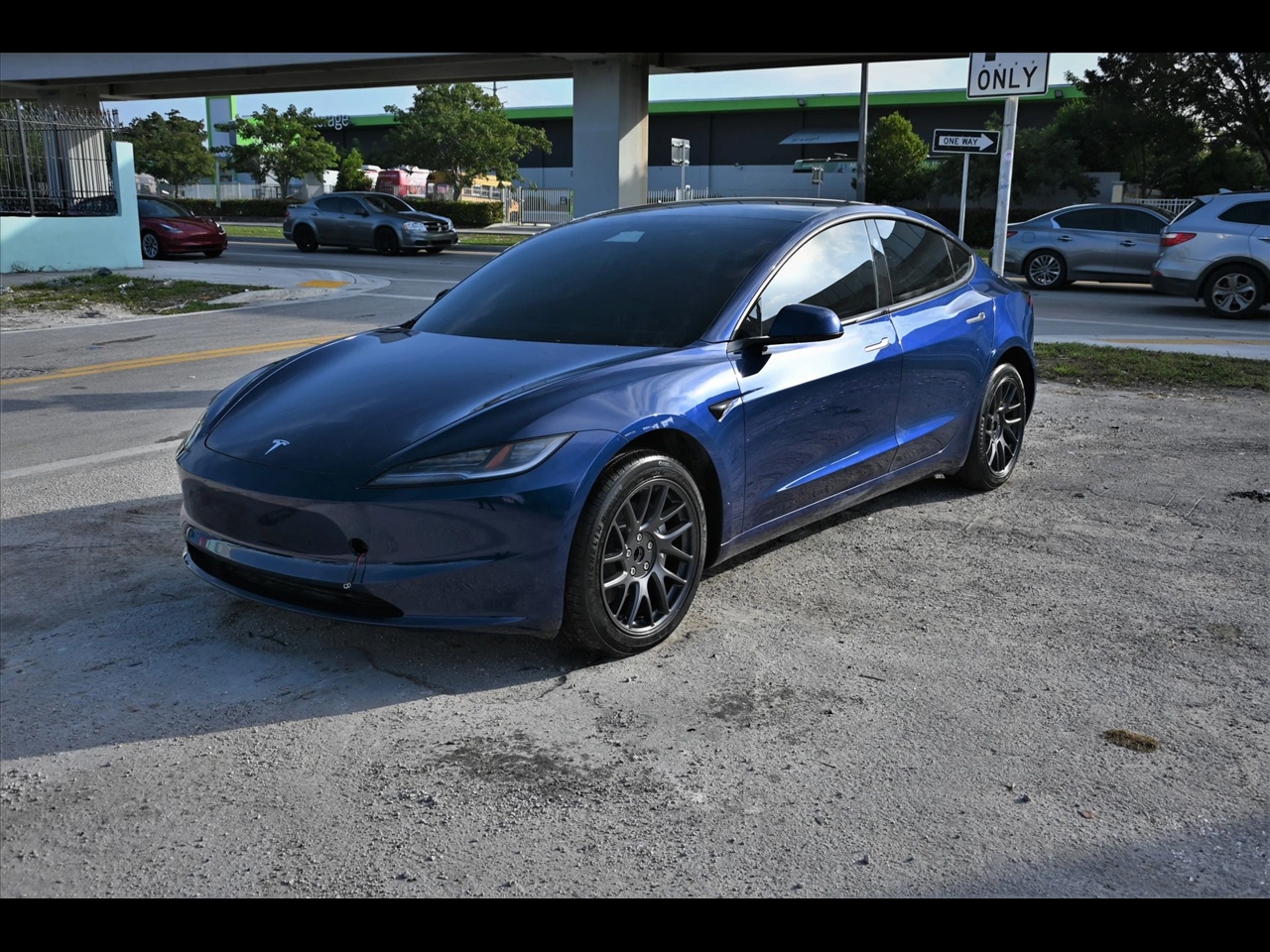 2025 Tesla Model 3 Long Range Sedan 4D