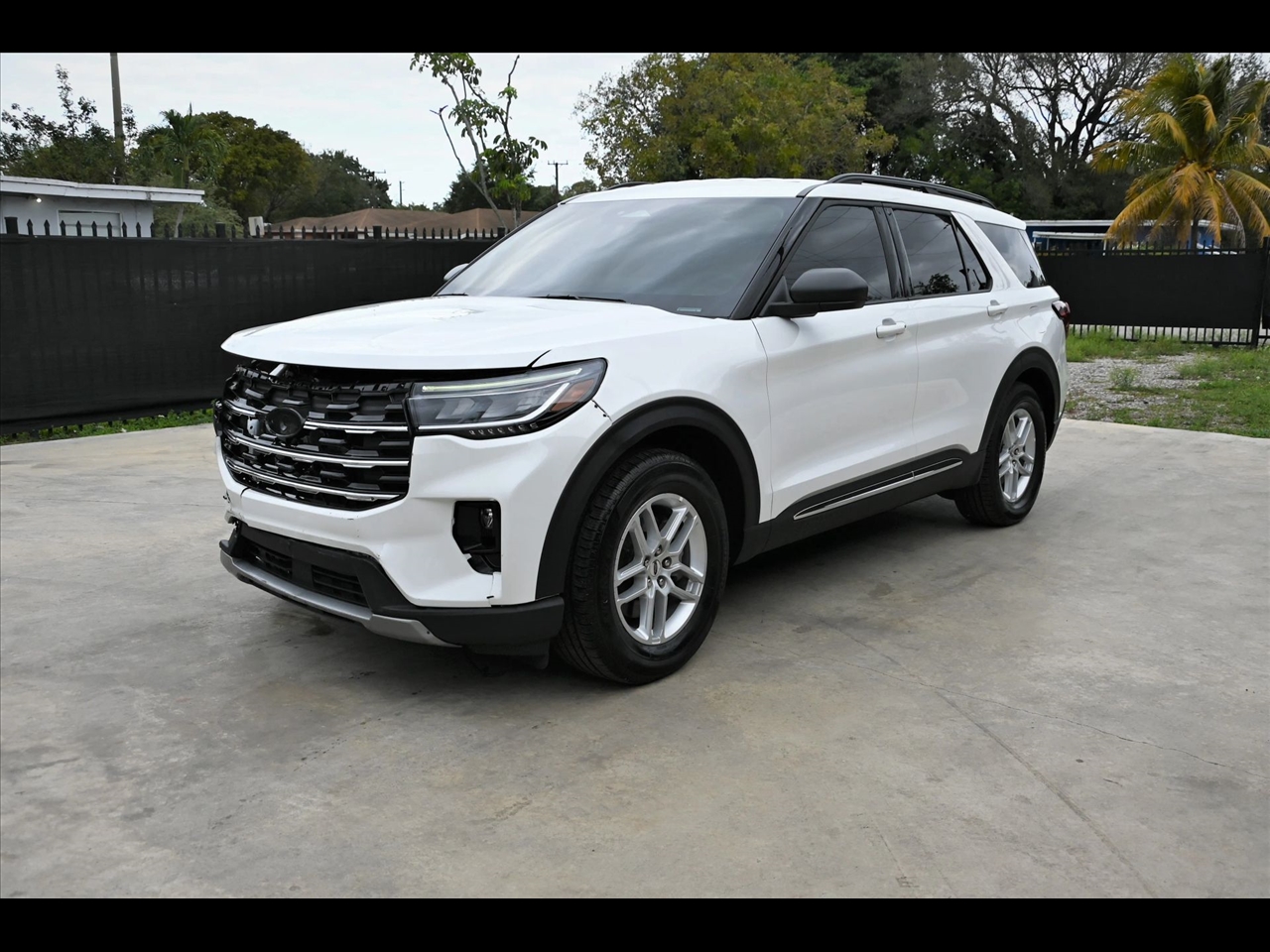 2025 Ford Explorer Active Sport Utility 4D