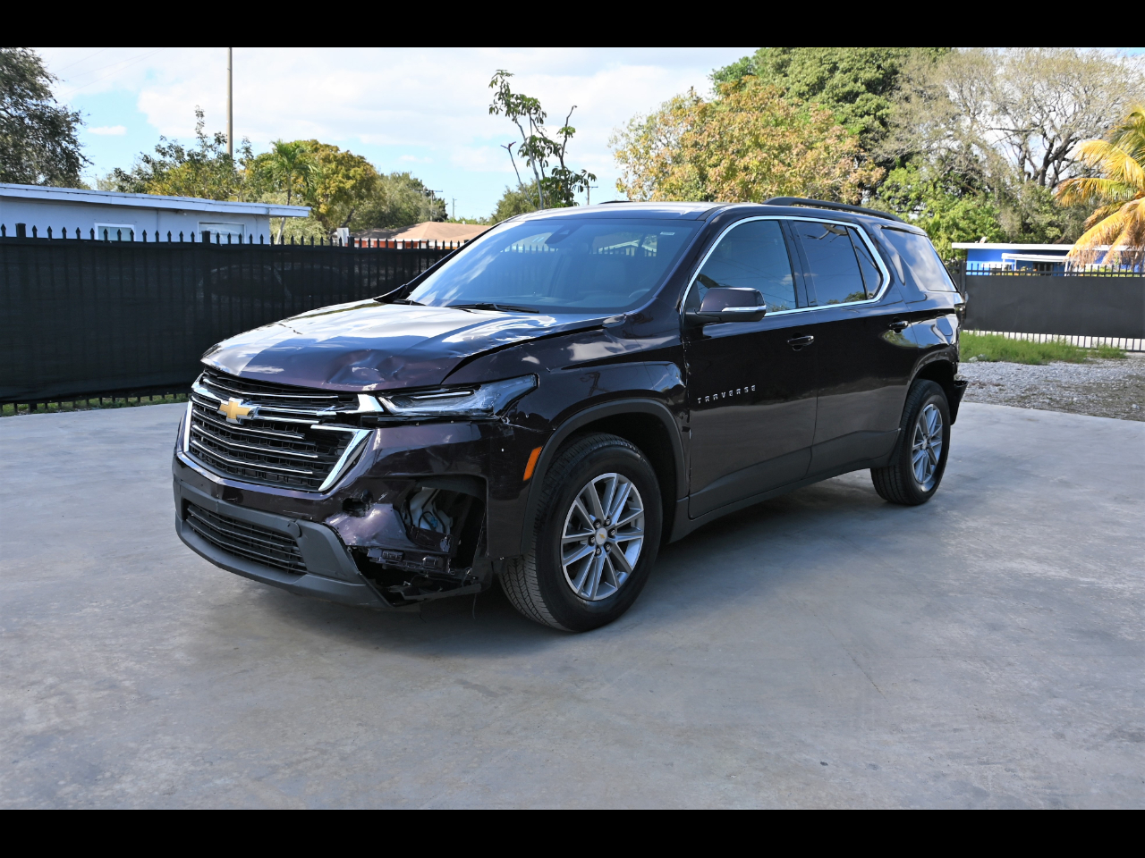 2023 Chevrolet Traverse LT Sport Utility 4D